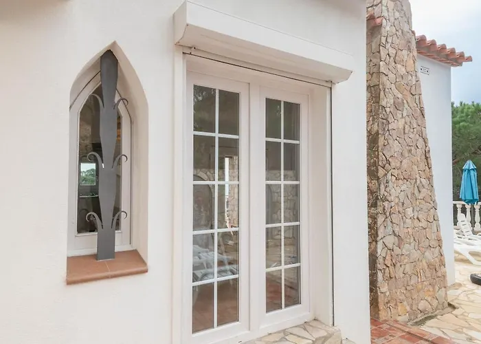 2 Homes, Pool And Beautiful Ocean View! * Lloret de Mar