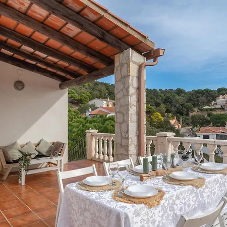 2 Homes, Pool And Beautiful Ocean View! Semesterbostad *