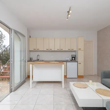 Semesterbostad 2 Homes, Pool And Beautiful Ocean View! Lloret de Mar