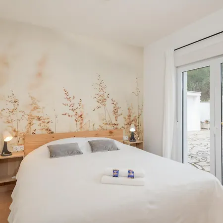 Semesterbostad 2 Homes, Pool And Beautiful Ocean View!