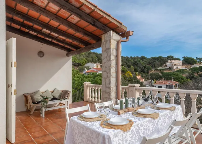 2 Homes, Pool And Beautiful Ocean View! Casa vacanze *