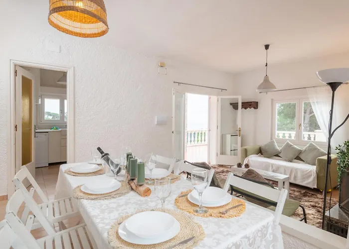 2 Homes, Pool And Beautiful Ocean View! Dom wakacyjny *