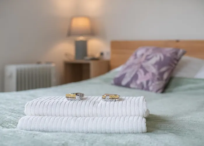 2 Homes, Pool And Beautiful Ocean View! Casa vacanze