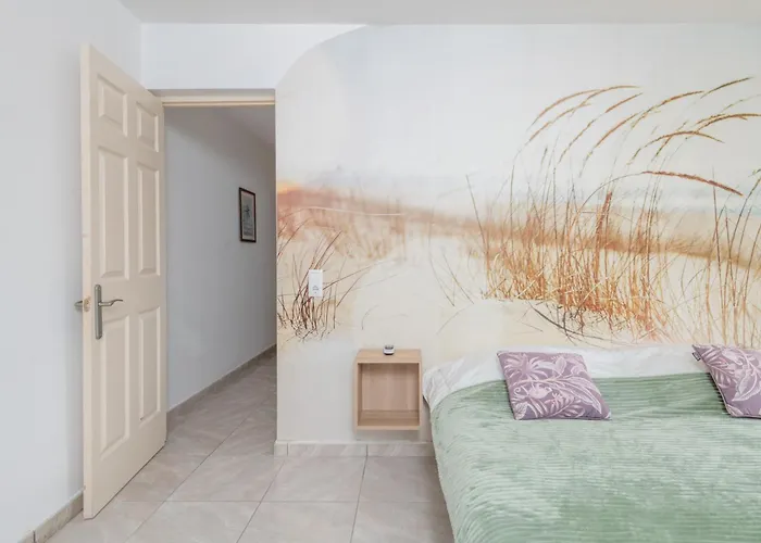 2 Homes, Pool And Beautiful Ocean View! * Lloret de Mar