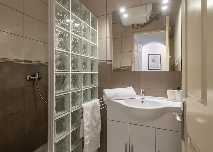 Dom wakacyjny 2 Homes, Pool And Beautiful Ocean View!