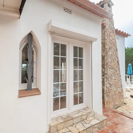 2 Homes, Pool And Beautiful Ocean View! * Льорет-де-Мар